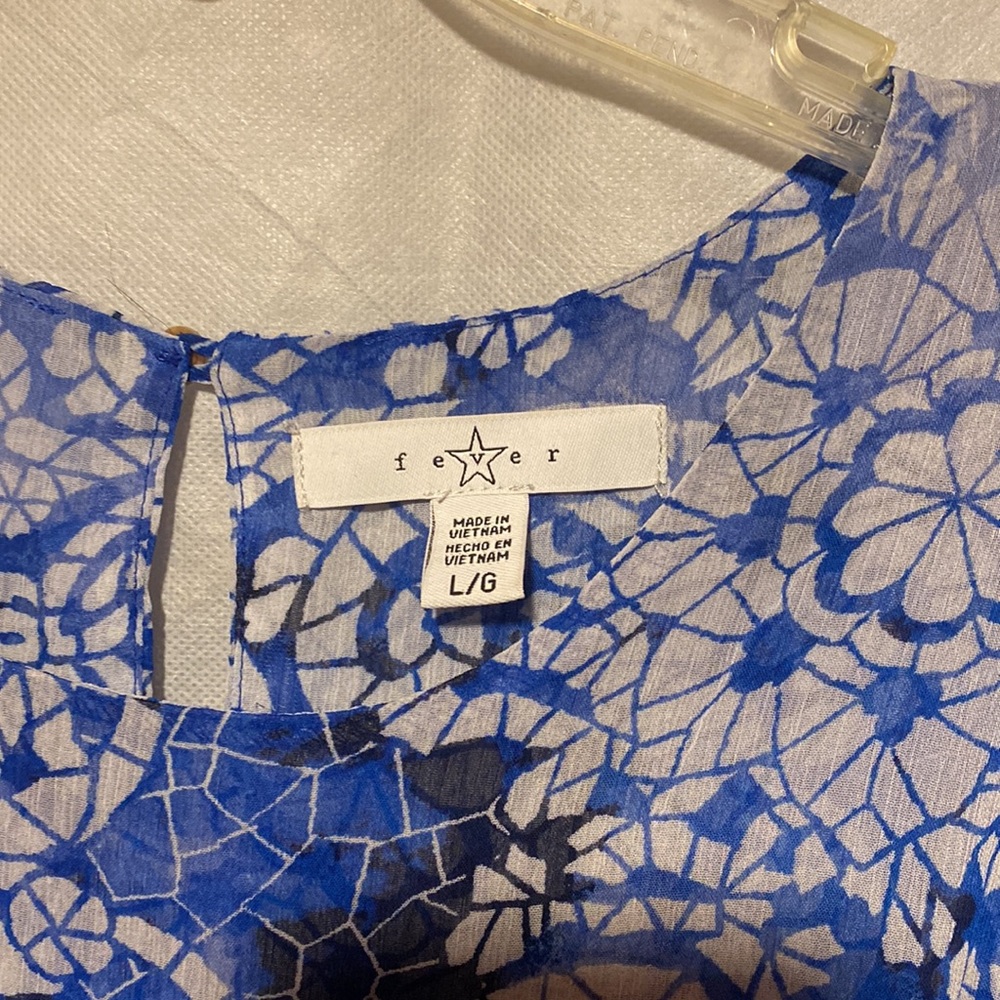 Fever⭐️Blouse Blue and Withe - Picture 3 of 3